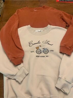 American eagle / Altar’d state teen comfy sweatshirt set of 2